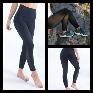 Zyia black flame leggings, xl